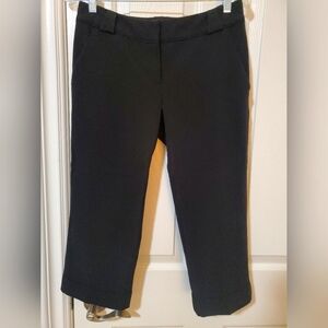 NEW YORK & COMPANY BLACK CROPPED SLACKS SIZE 2